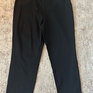 NWOT Lemon Way Women's Ankle Cropped Pull On Pant Black Scallop Edge Hem Sz 16